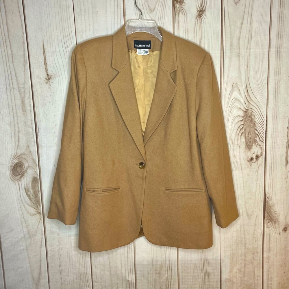 Vintage Oversized Tan/Brown Blazer Size 12 From Sag Harbor